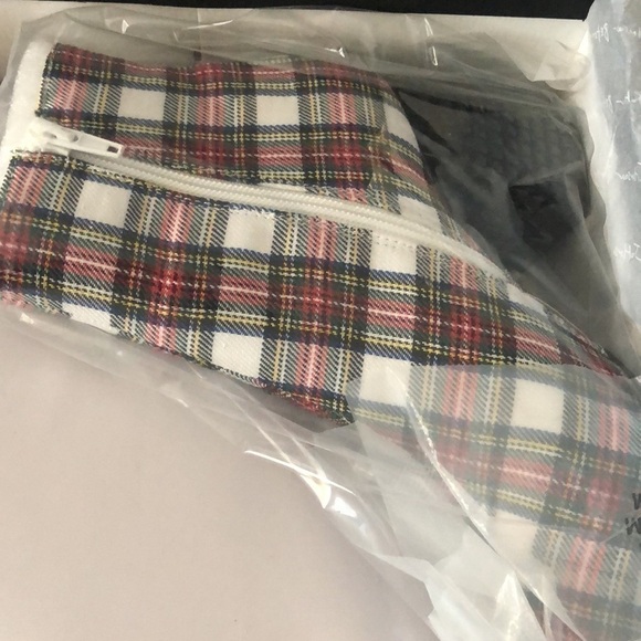 Betsey Johnson Kassie Ankle Booties NIB 5.5 - Picture 6 of 7